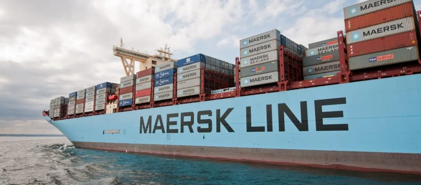 Maersk: Σταματά τη διακίνηση εμπορευματοκιβωτίων προς και από τη Ρωσία